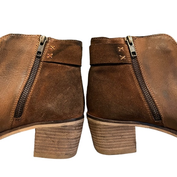 Diba Brown Leather/Suede Ankle Boot with Front Cutout, Sz 8.5 - Picture 11 of 13